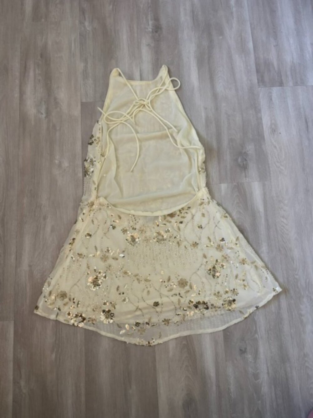 Peppermayo Leo Beaded Mini Dress Open Back Mini Dress in Cream/Gold size 8 - Picture 4 of 7